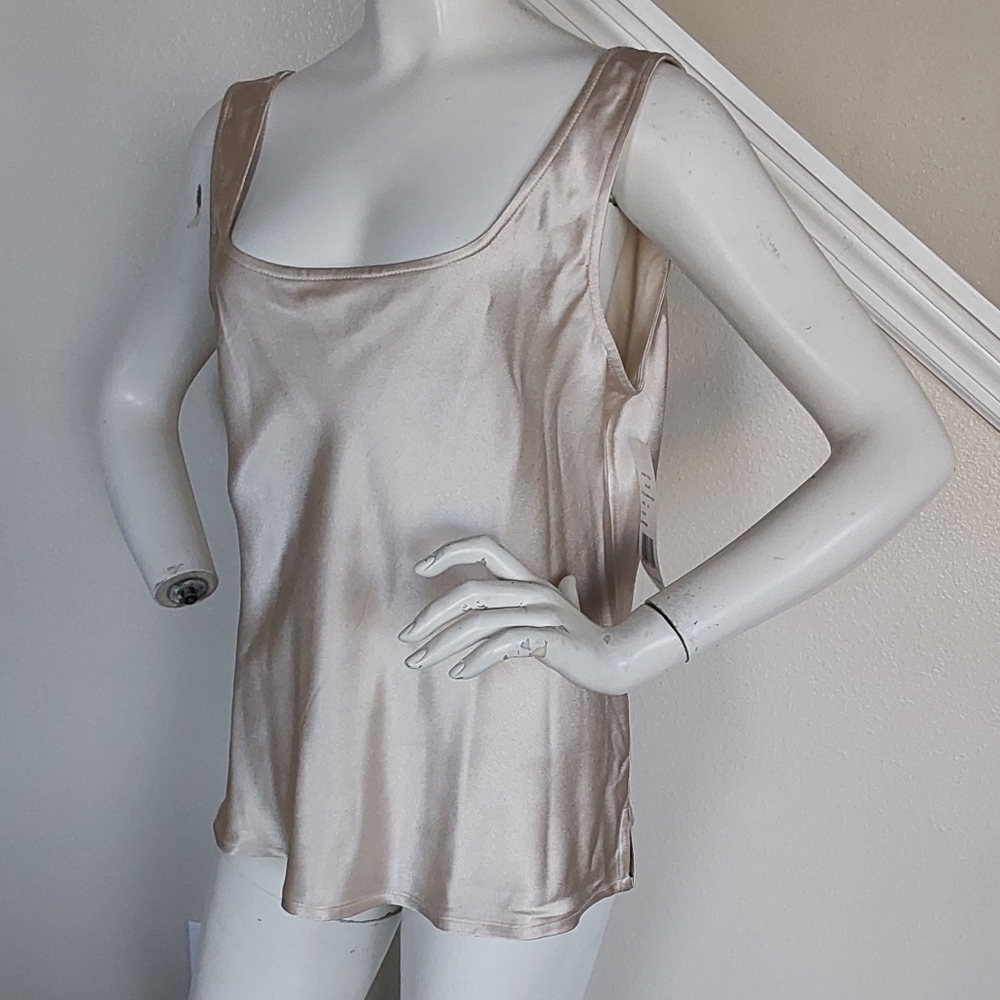 Finity NATURAL NWT SHELL/‎ TOP SIZE XL
